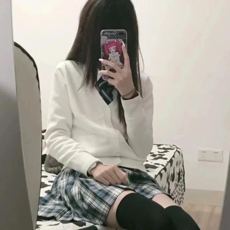 永野芽郁（饰 三条燕） - 欧美电影中字在线观看 - 线上看视频